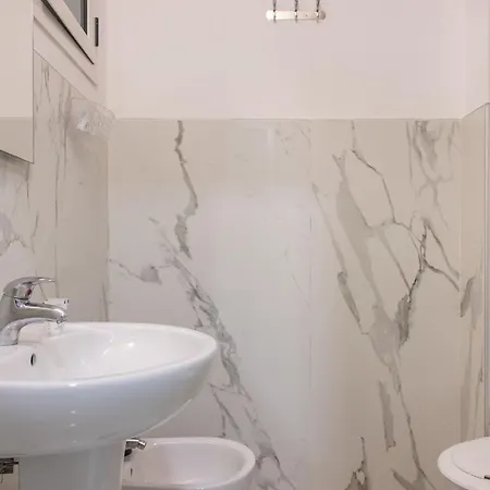 Chic House Apartman