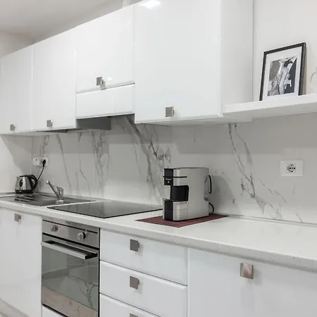 Chic House Apartamento Bari